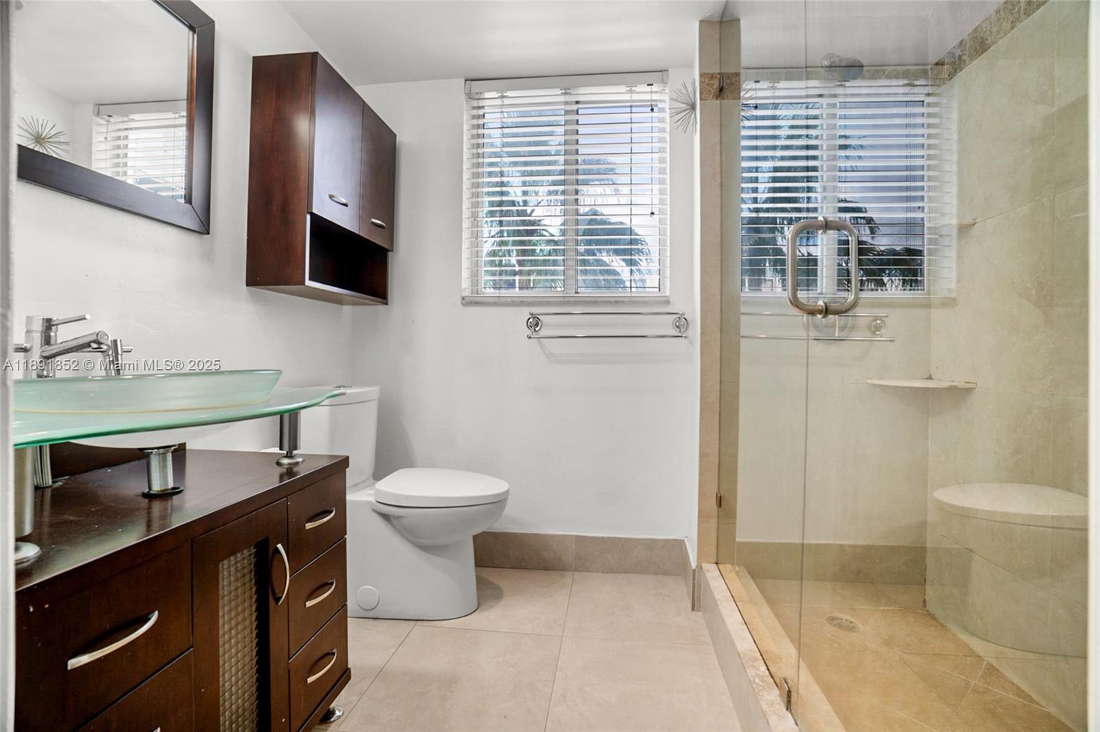 RIVER RUN CONDO PH I - Residential