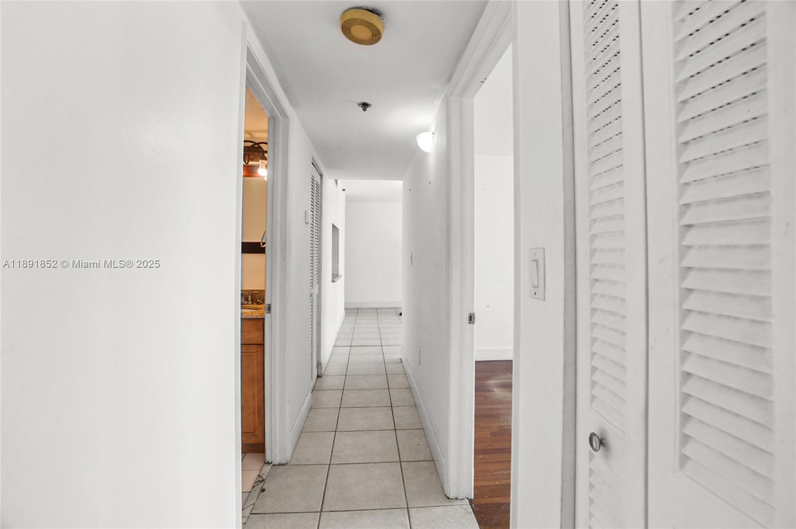 RIVER RUN CONDO PH I - Residential