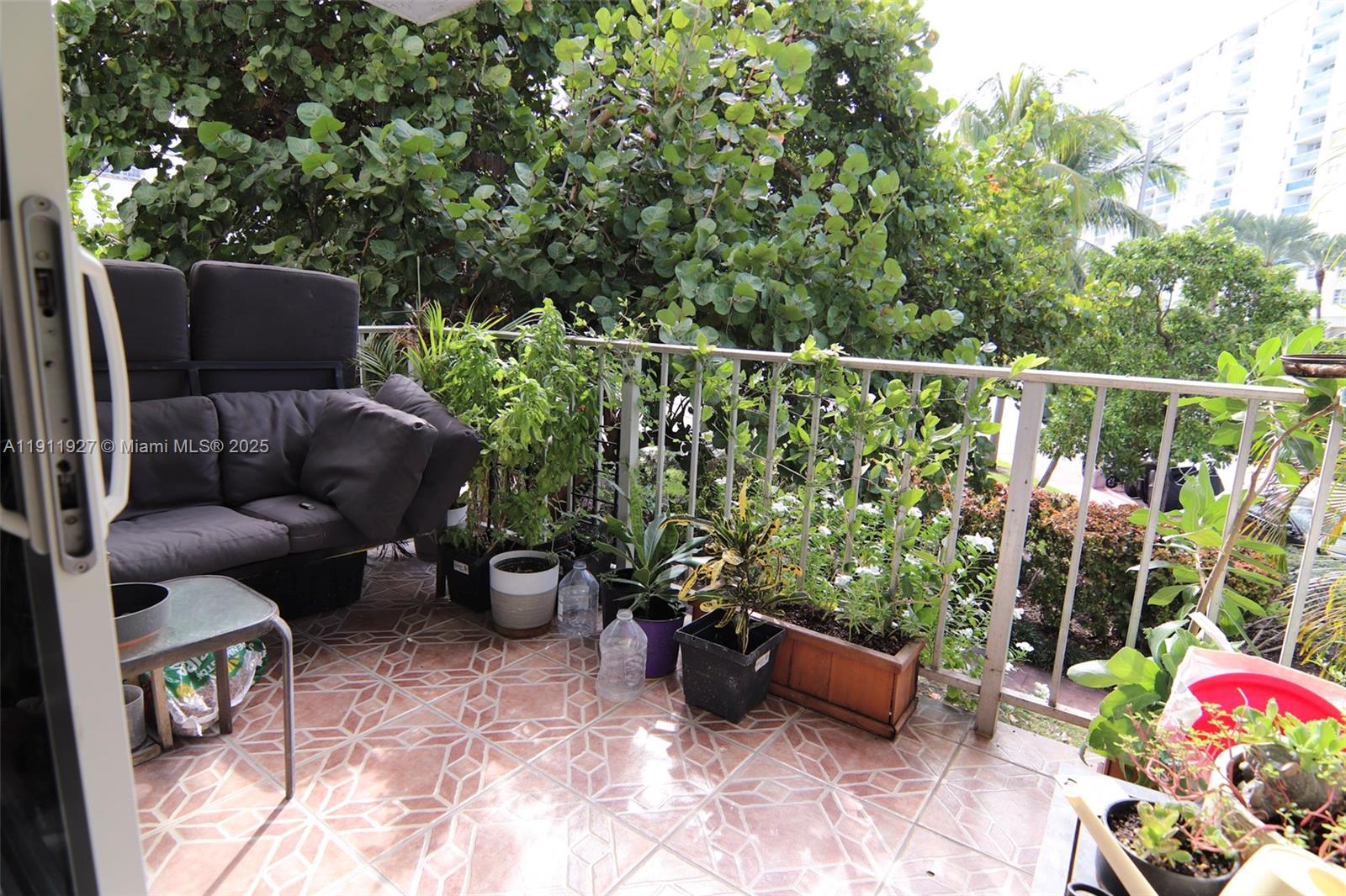 BOSTON PLAZA CONDO - Residential Lease