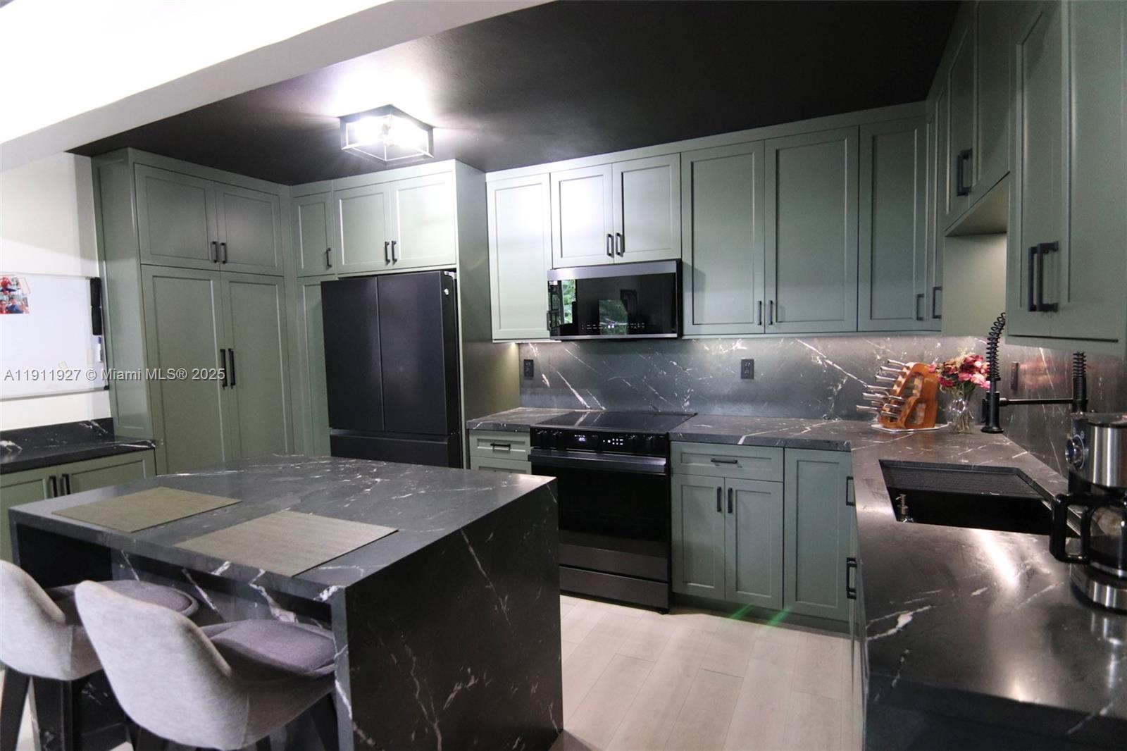 BOSTON PLAZA CONDO - Residential Lease