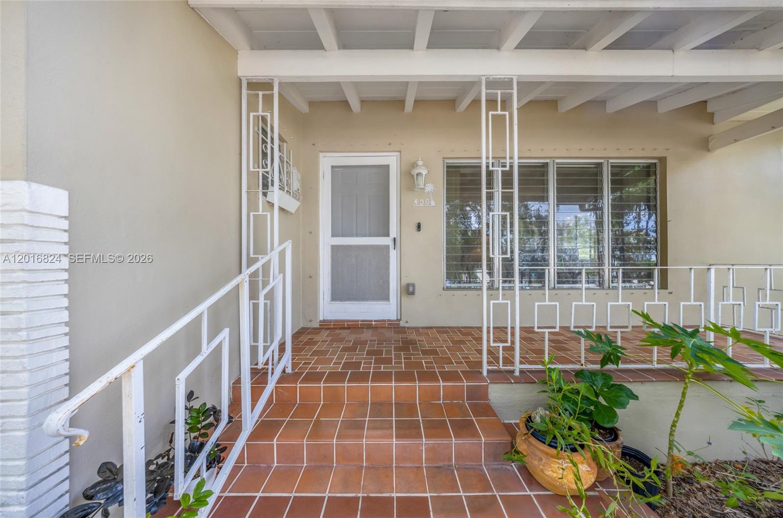COUNTRY CLUB ESTATES SEC - Residential