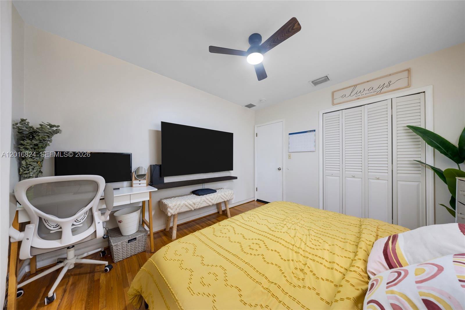 COUNTRY CLUB ESTATES SEC - Residential