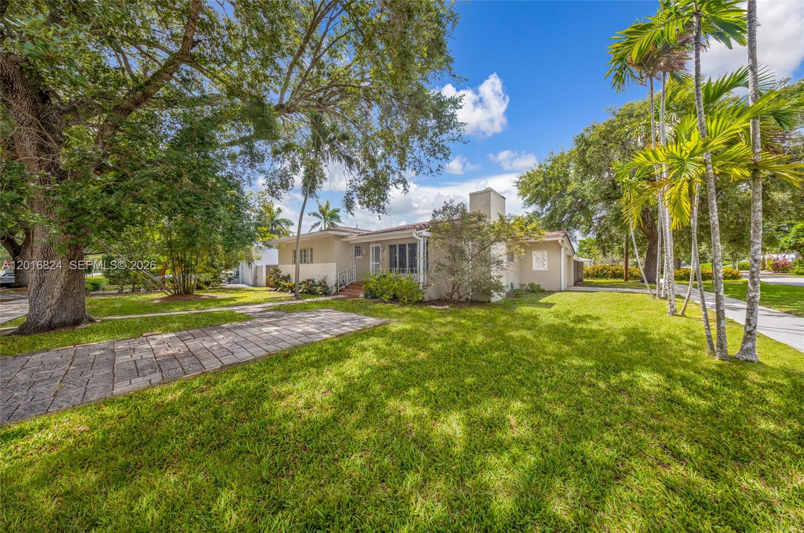 COUNTRY CLUB ESTATES SEC - Residential