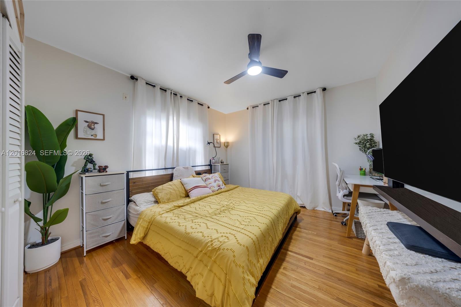 COUNTRY CLUB ESTATES SEC - Residential