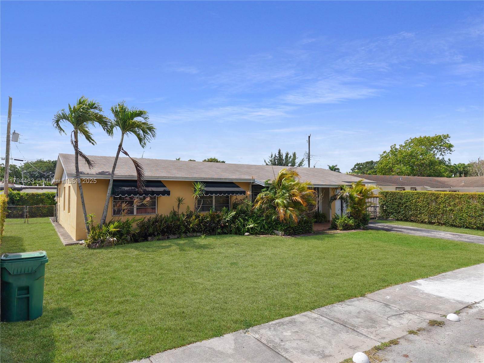 12030 SW 41st Dr