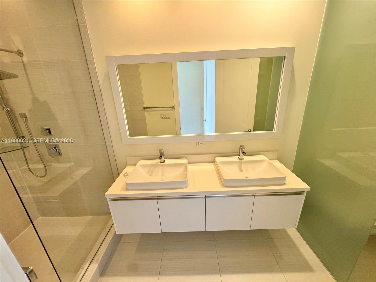 LANDMARK AT DORAL - Residential Lease