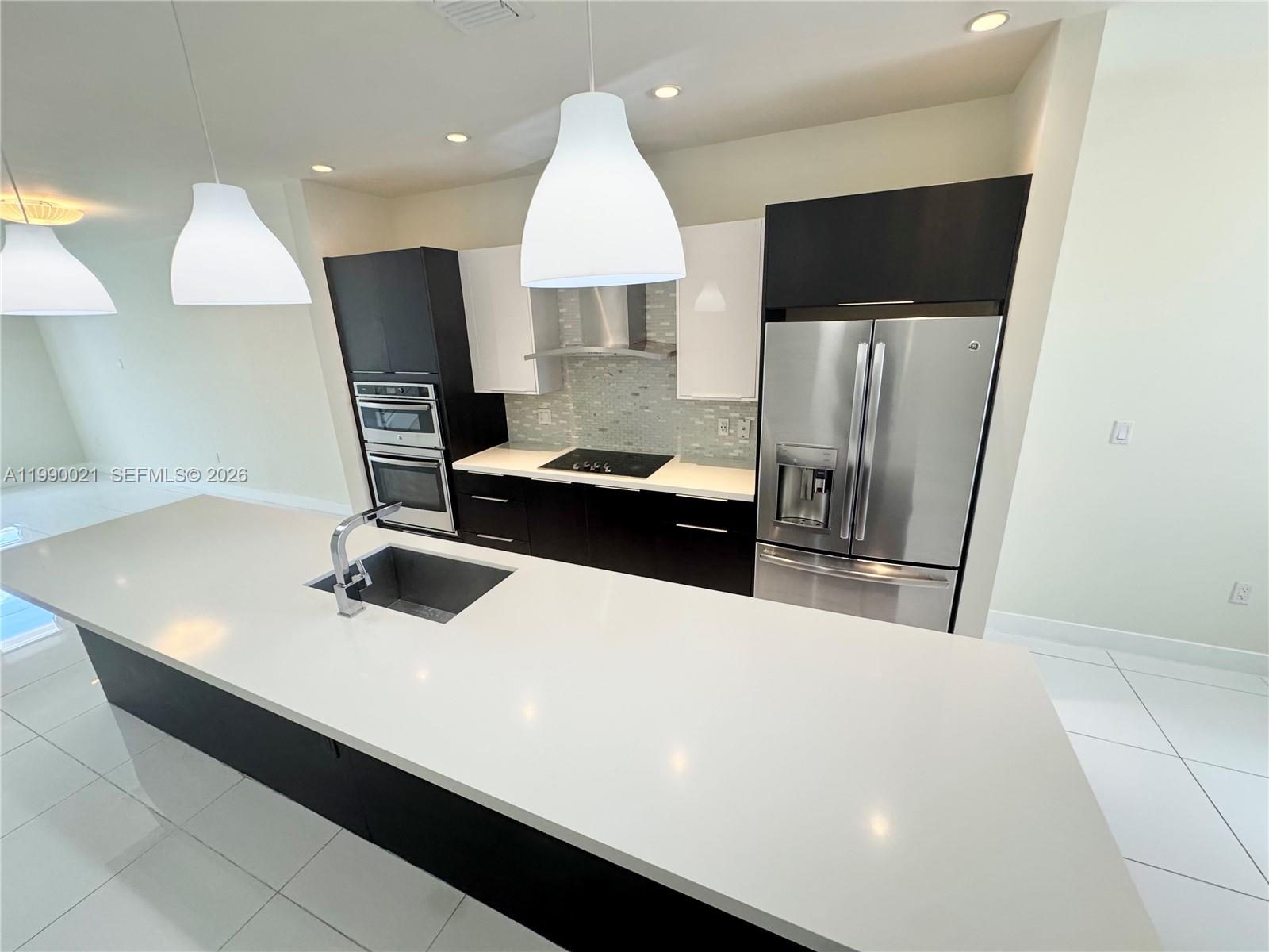 LANDMARK AT DORAL - Residential Lease