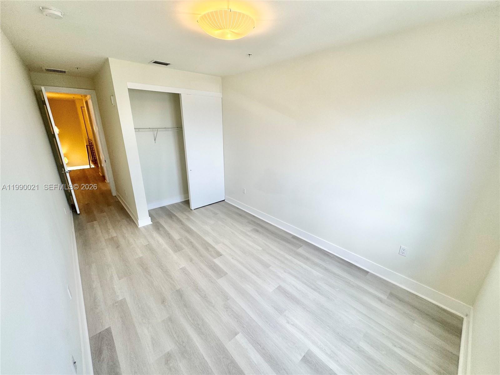 LANDMARK AT DORAL - Residential Lease