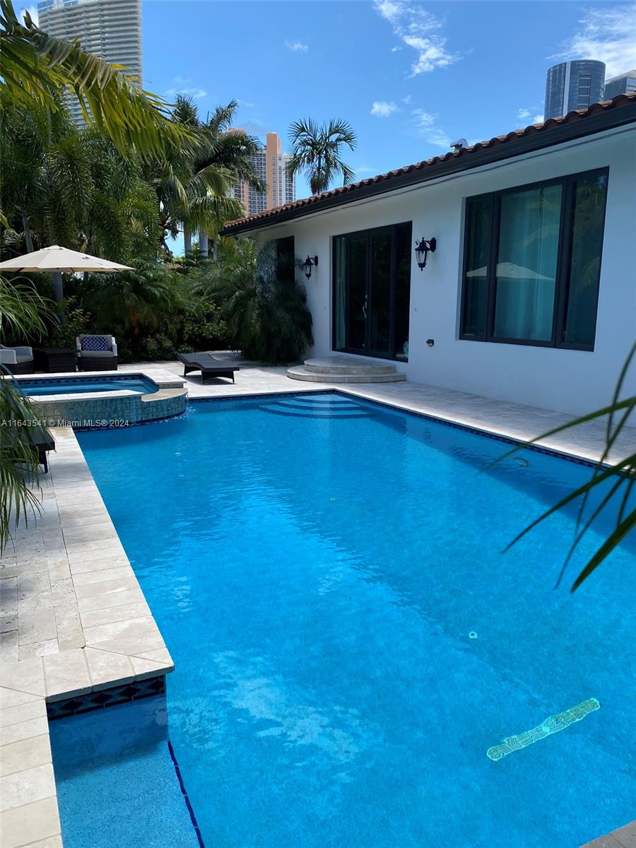 GOLDEN SHORES OCEAN BLVD - Residential