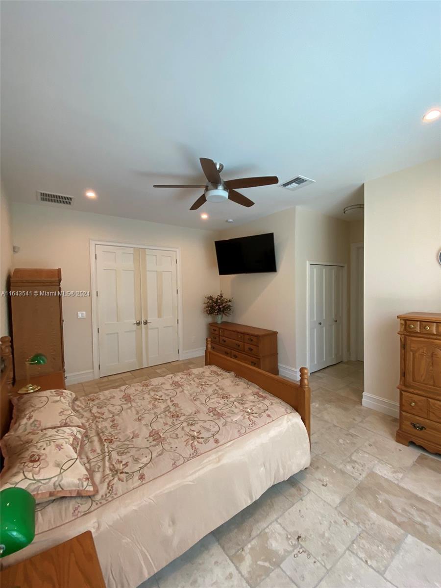 GOLDEN SHORES OCEAN BLVD - Residential