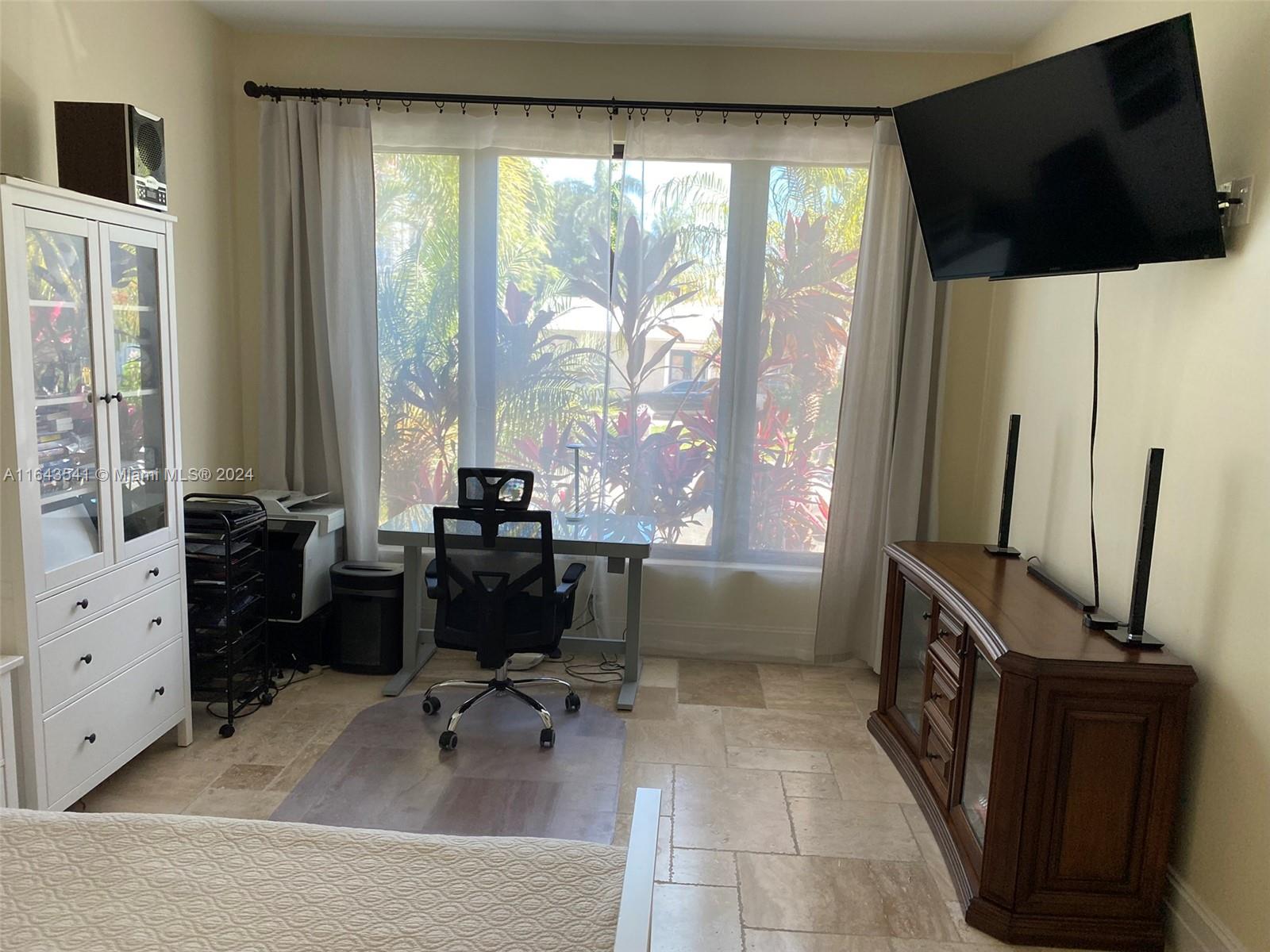 GOLDEN SHORES OCEAN BLVD - Residential