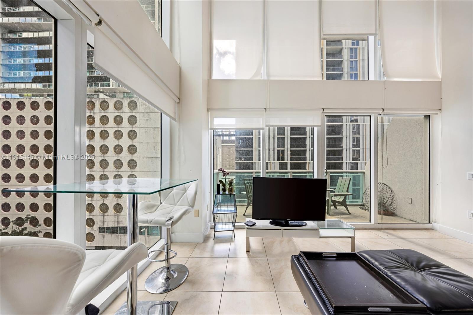 BRICKELL ON THE RIVER S T - Residential