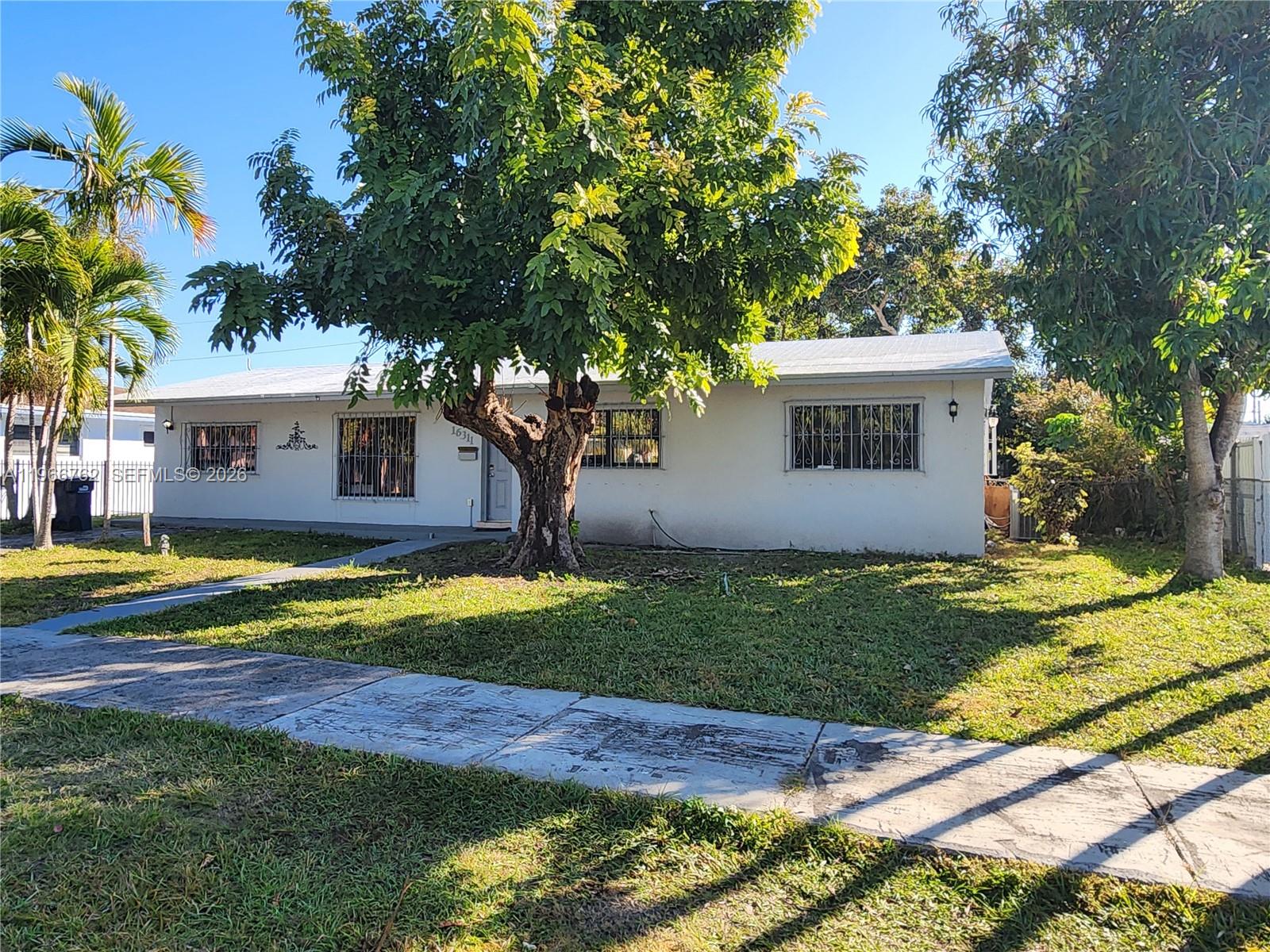 FAIRWAY PARK SEC 5 - Residential Lease