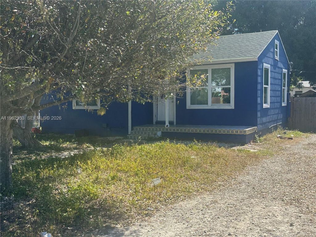 Photo of 630 49th St, West Palm Beach, FL 33407 (MLS # A11962953)