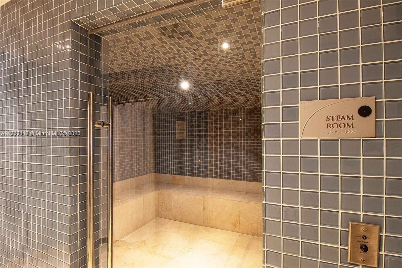 TDR TOWER I CONDO - Residential Lease