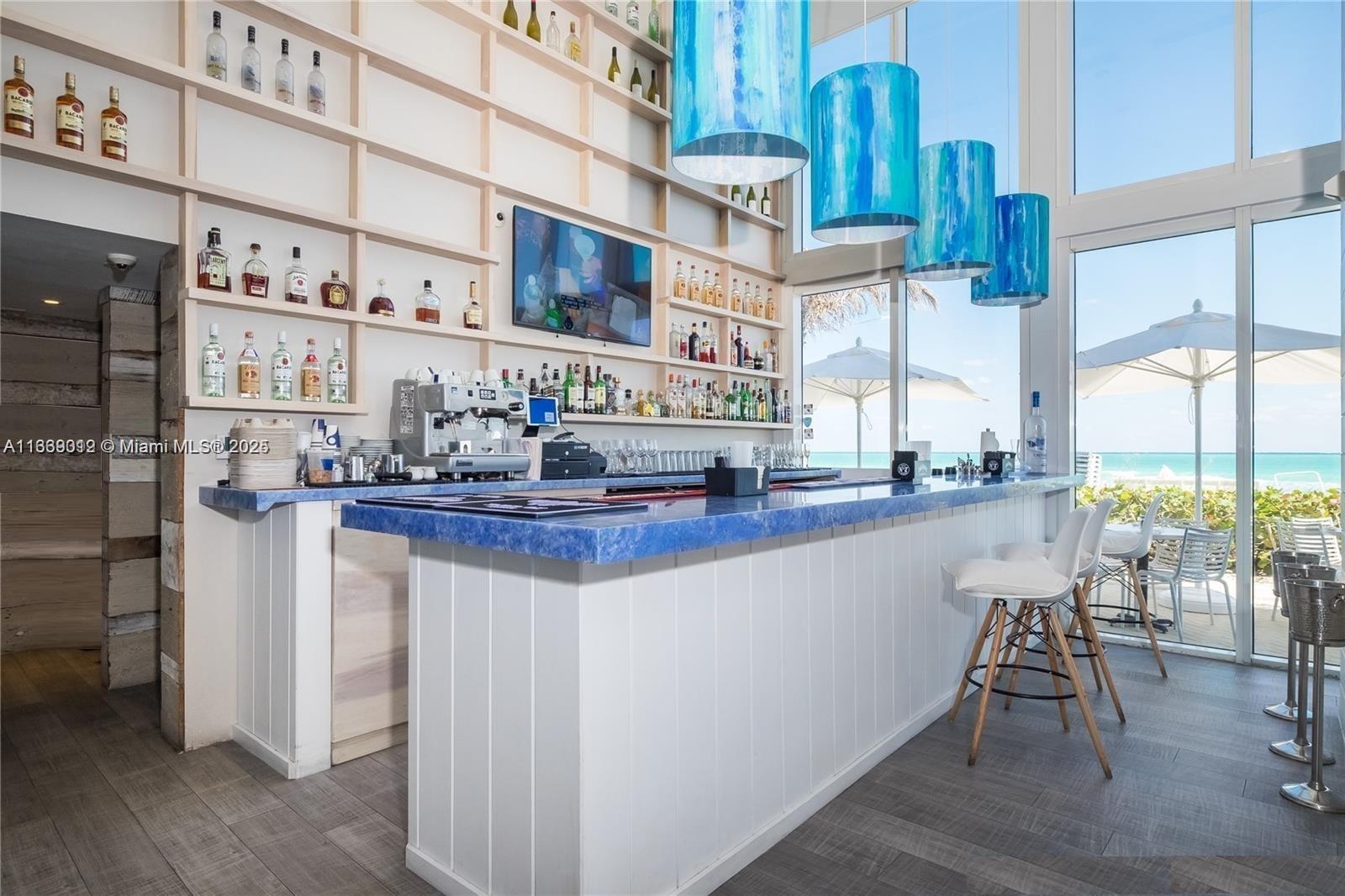 TDR TOWER I CONDO - Residential Lease