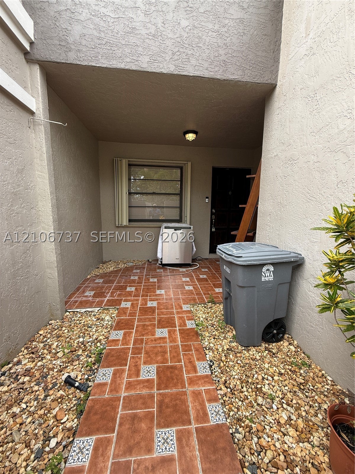 5225 Monterey Cir G