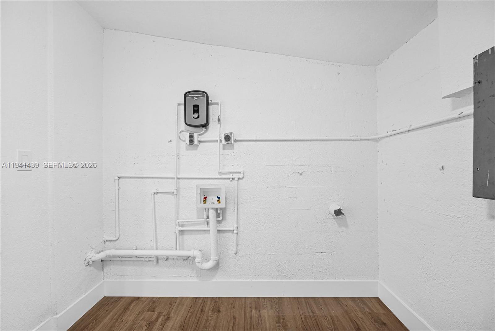 CAROL CITY 4TH ADDN - Residential