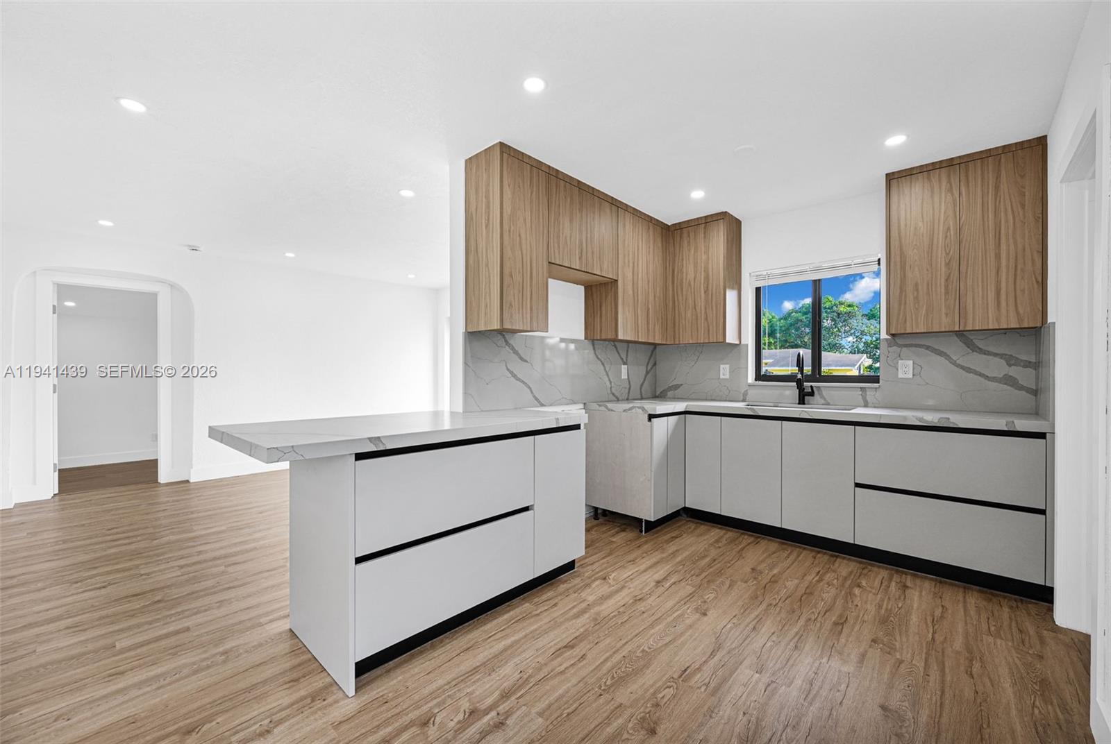 CAROL CITY 4TH ADDN - Residential