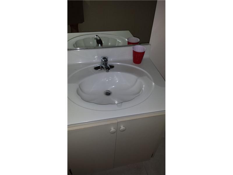 PALM GARDENS - Residential Lease