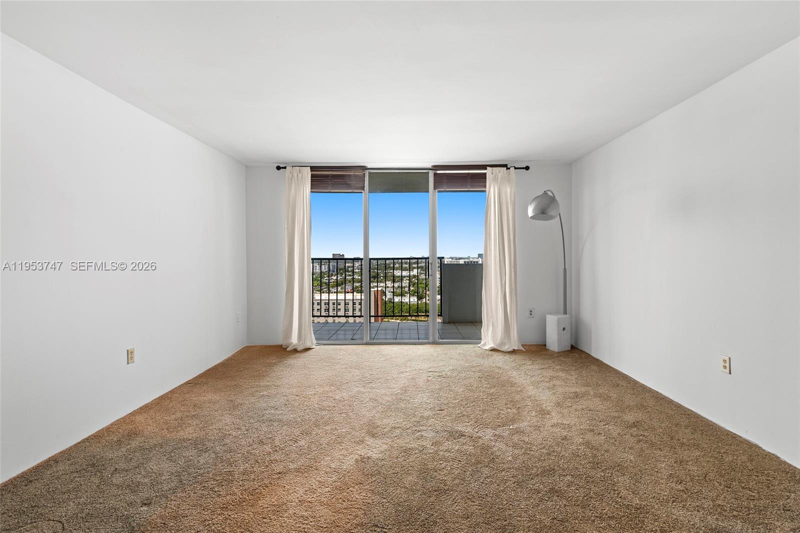 COMMODORE PLAZA CONDO - Residential