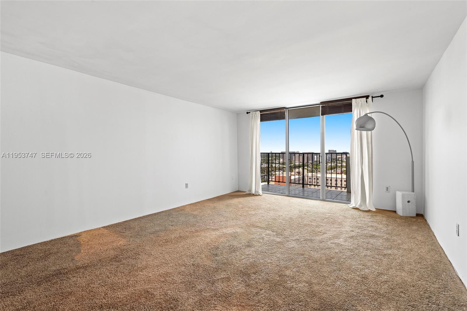 COMMODORE PLAZA CONDO - Residential