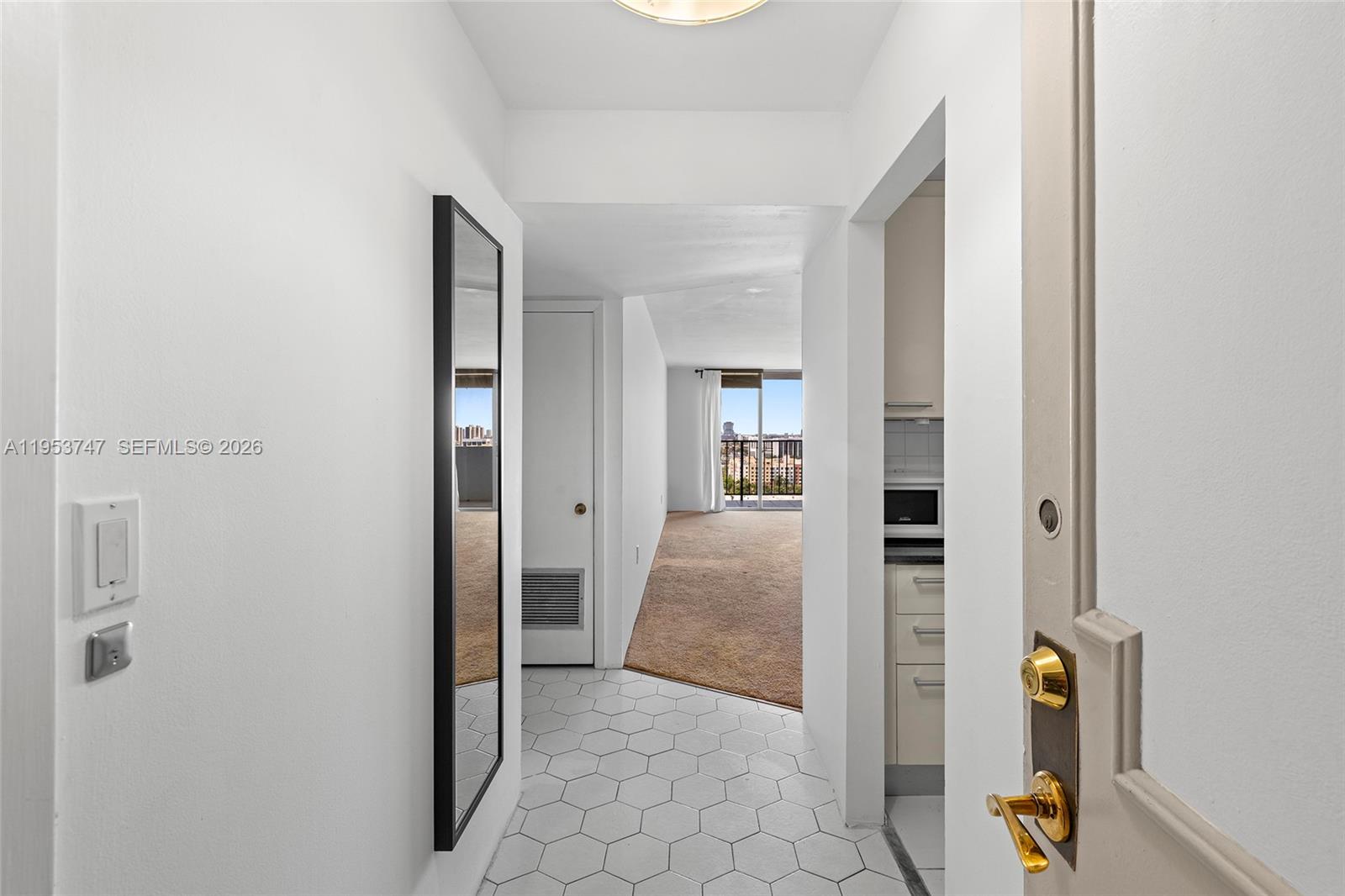 COMMODORE PLAZA CONDO - Residential