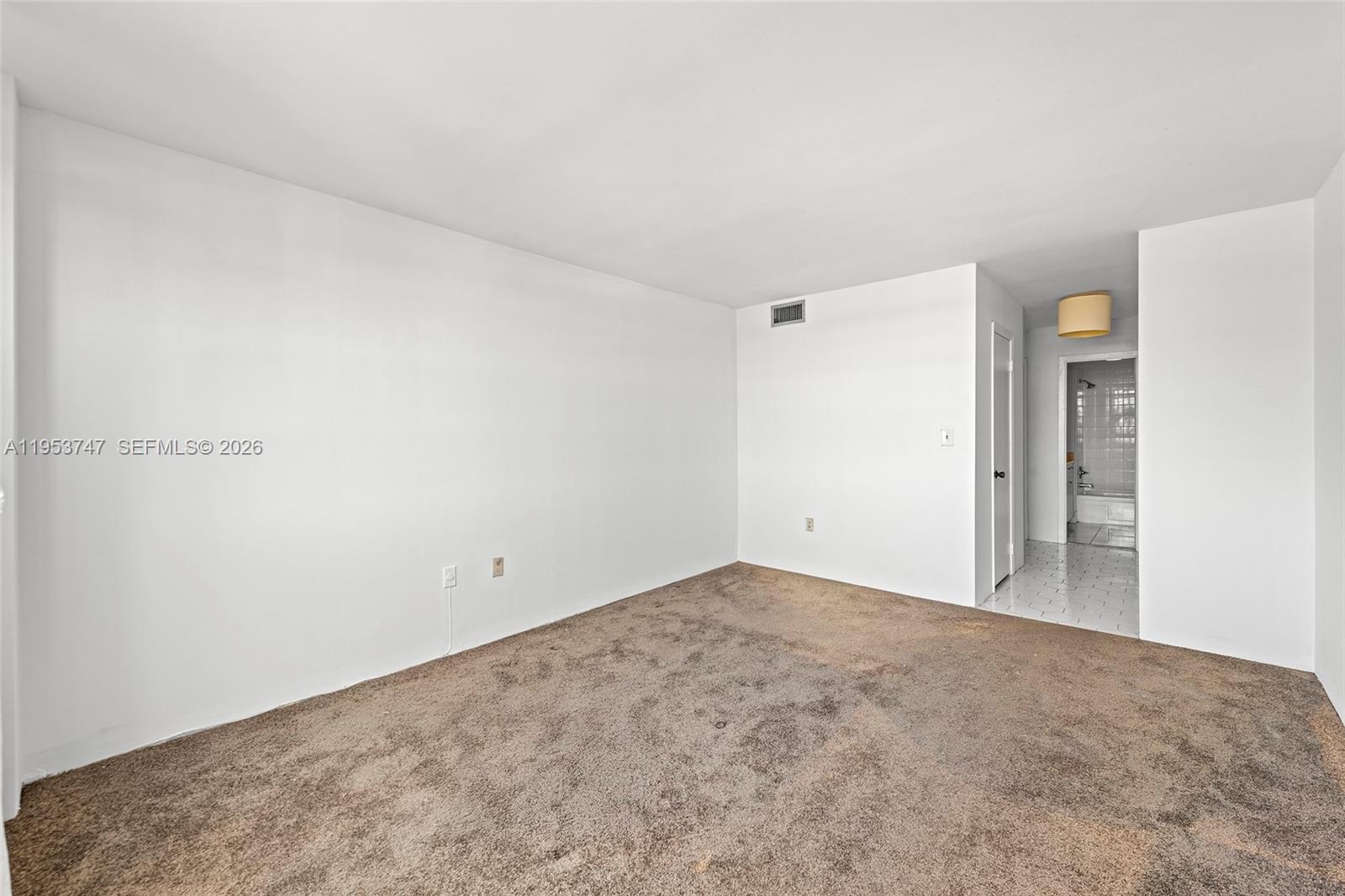 COMMODORE PLAZA CONDO - Residential