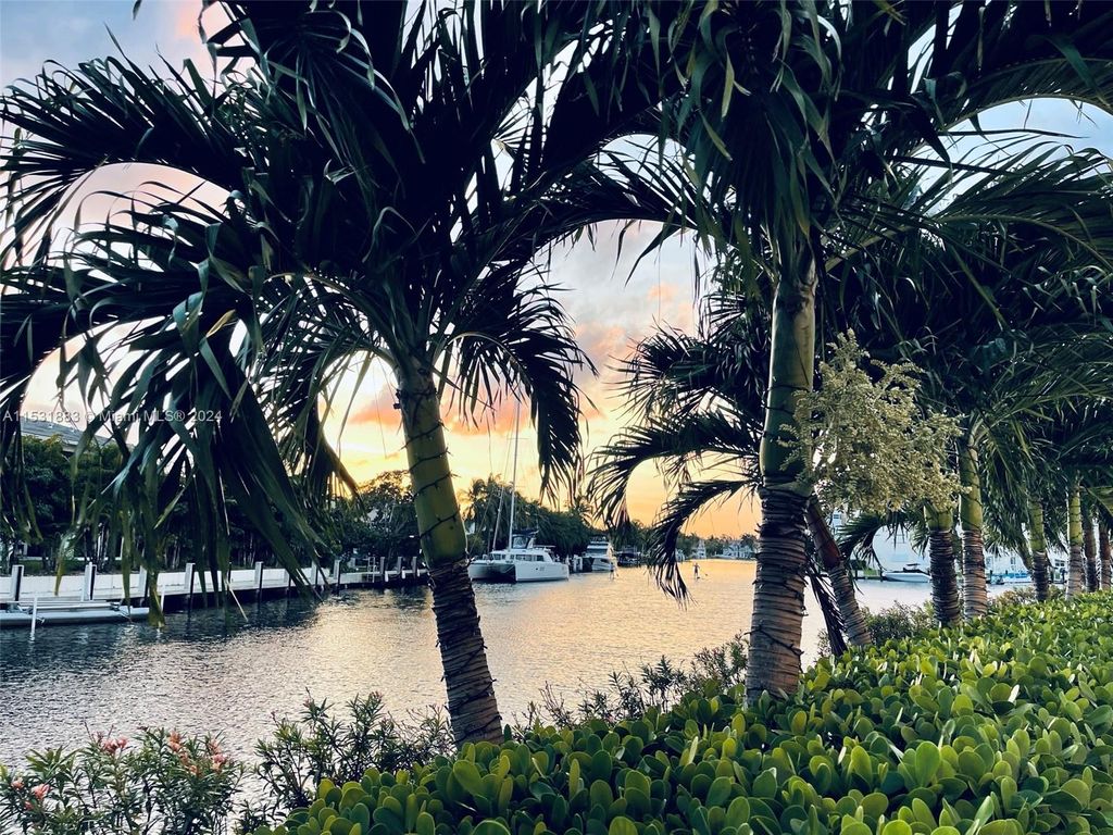 Photo of 401 Golden Isles Dr #903, Hallandale Beach, FL 33009 (MLS # A11531883)