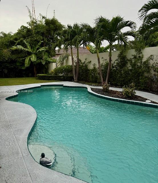 OLD CUTLER PALMS - Residential