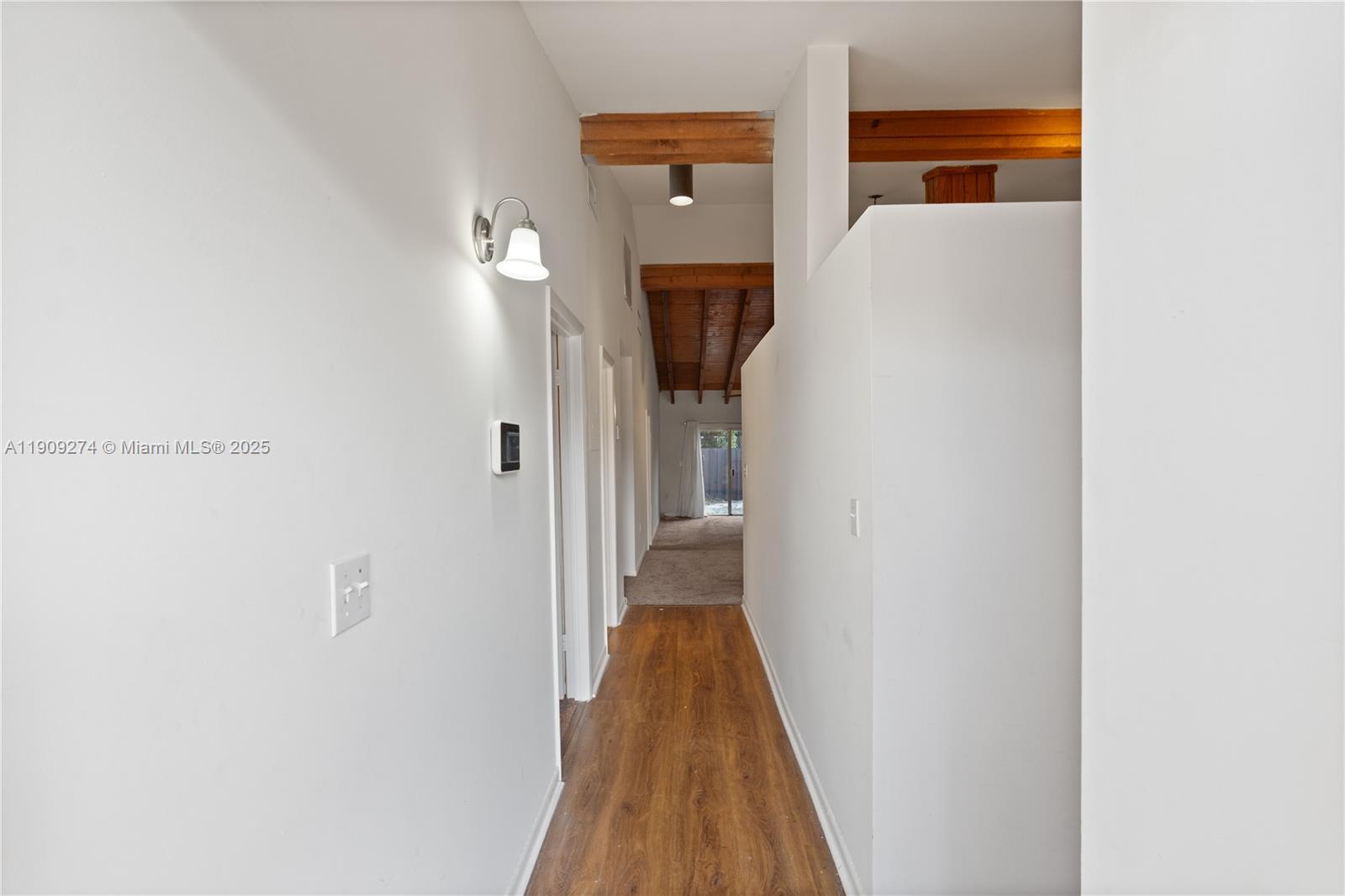 EVERGLADES SUGAR & LAND C - Residential Lease