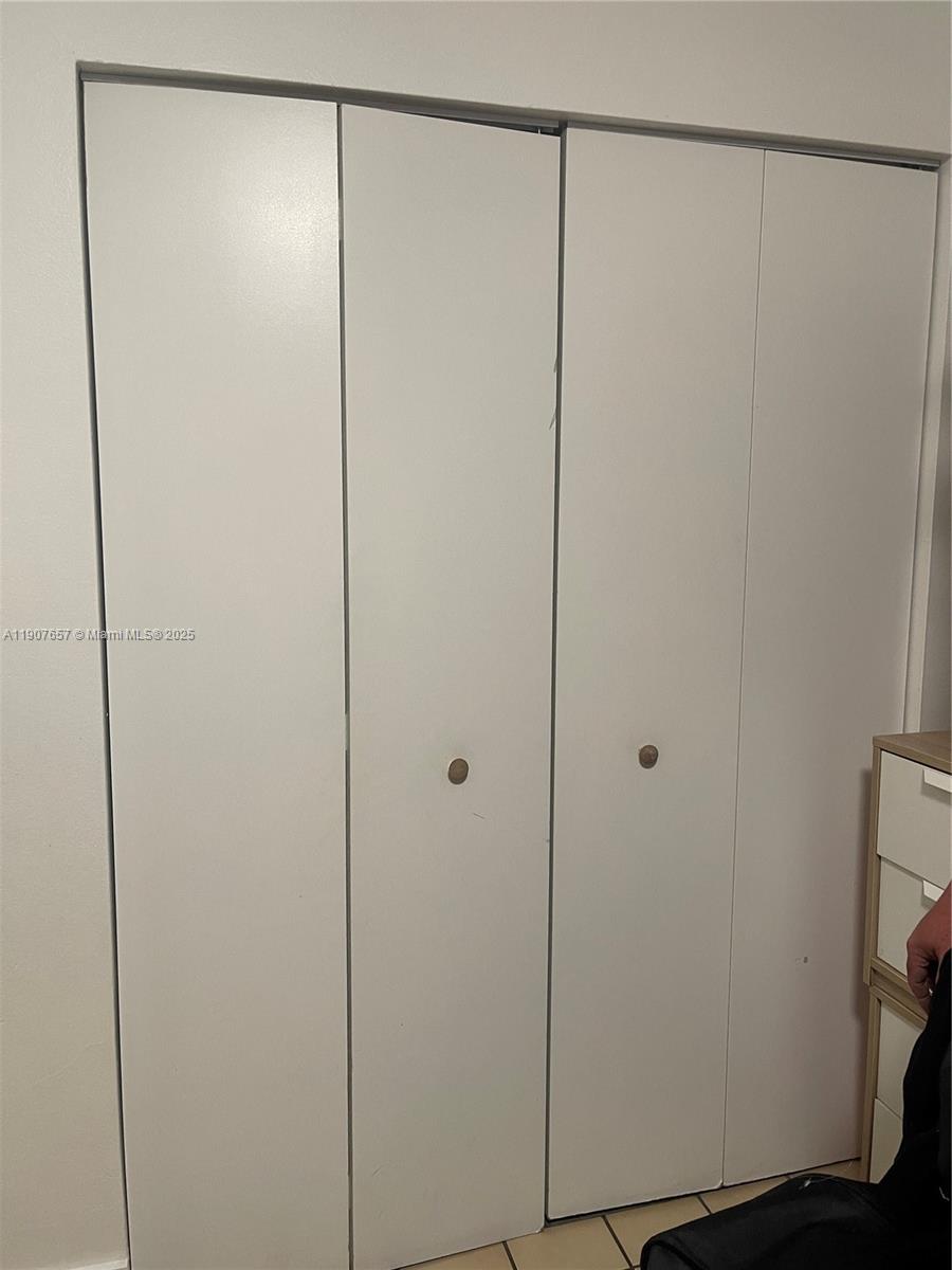 MORADA NO 1 CONDO - Residential Lease