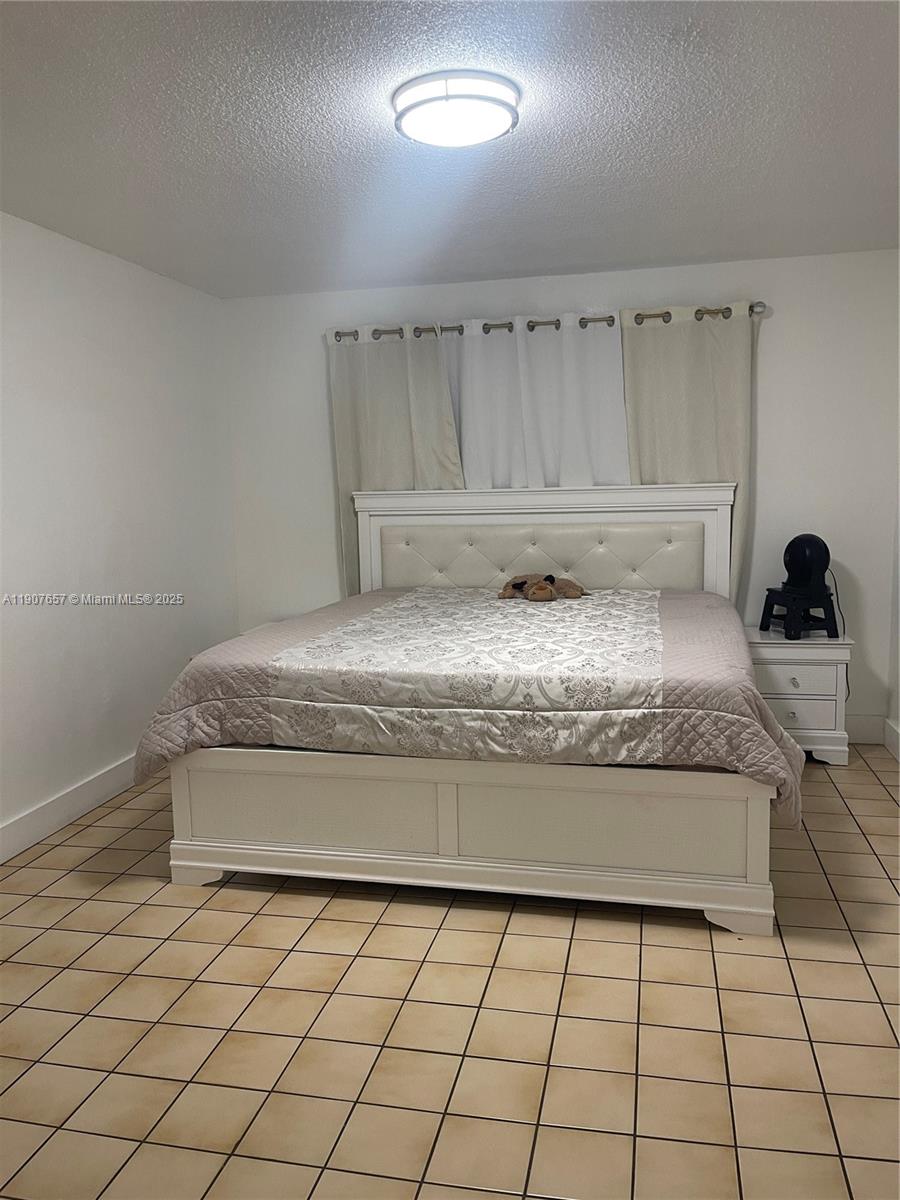 MORADA NO 1 CONDO - Residential Lease