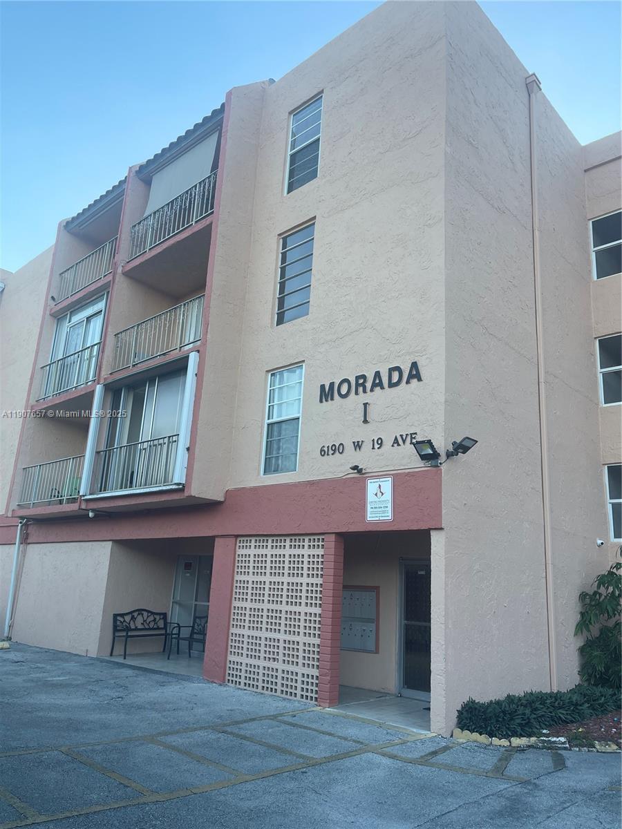 MORADA NO 1 CONDO - Residential Lease