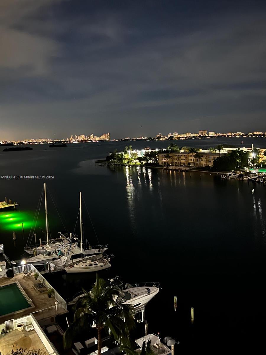 BLUE BAY TOWER CONDO - Residential