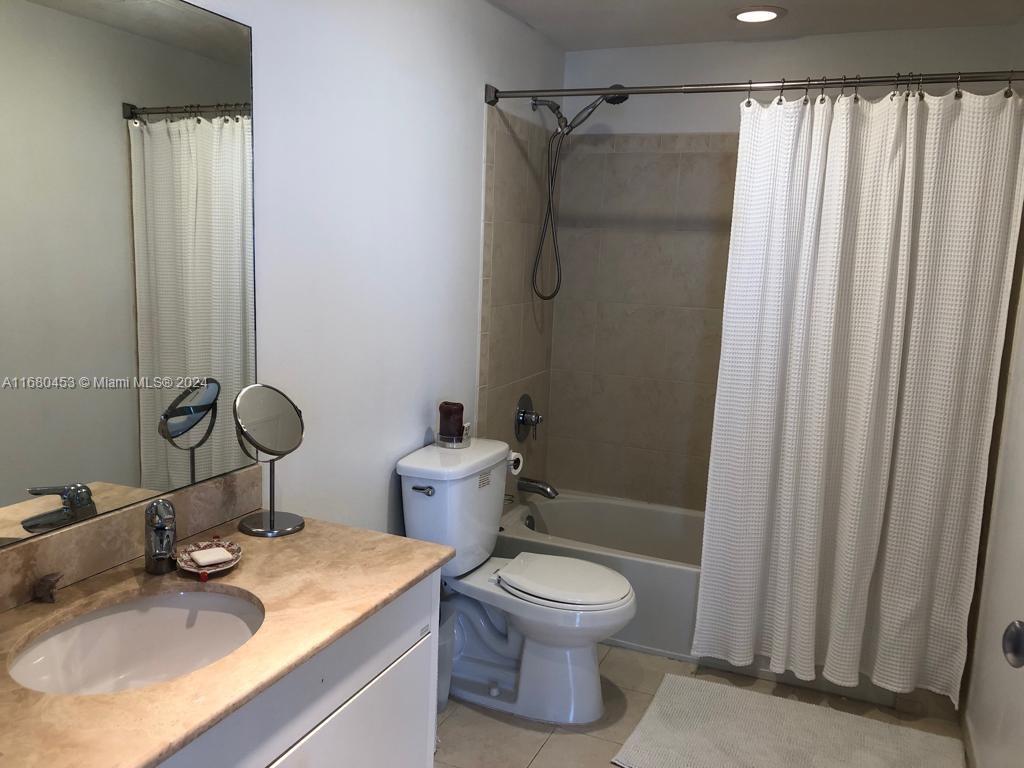 BLUE BAY TOWER CONDO - Residential