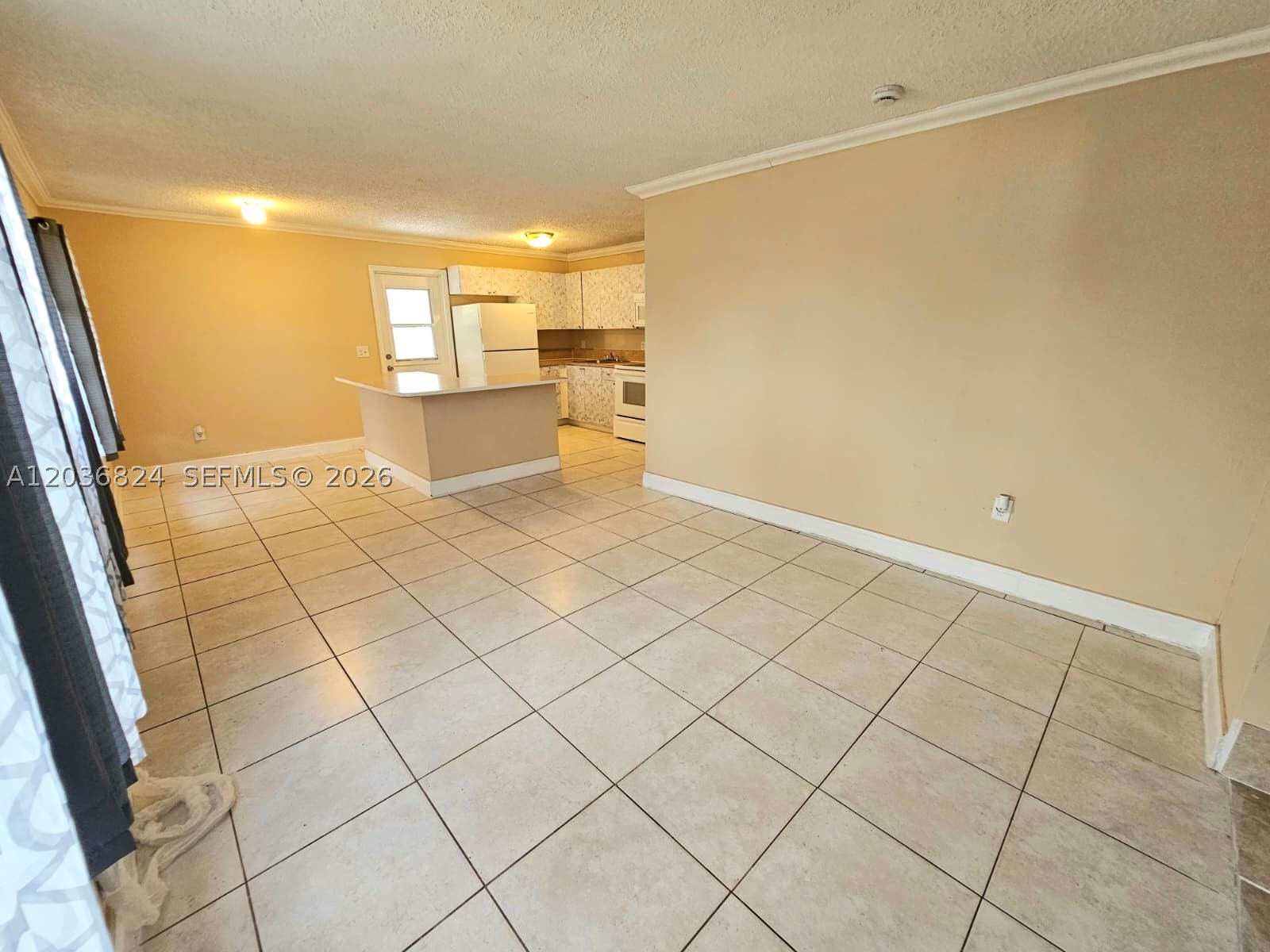 649 NW 19th St