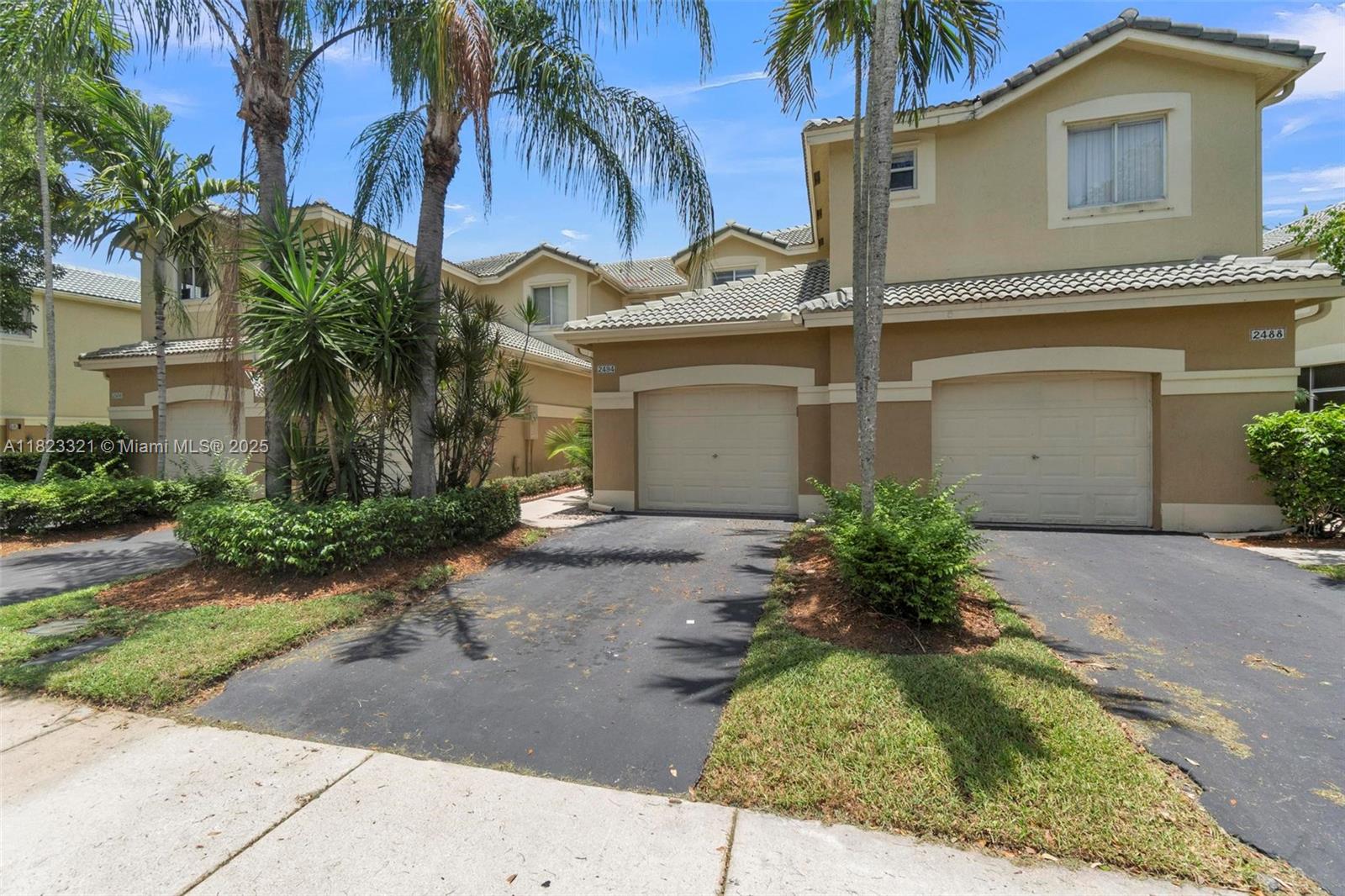 Rental Property at 2494 Cordoba Bnd, Weston, Broward County, Florida - Bedrooms: 2 
Bathrooms: 2  - $3,000 MO.