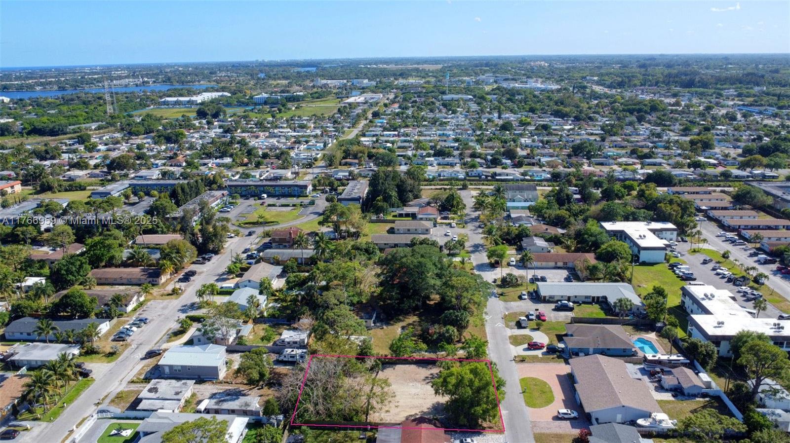 HI-PINE HOMESITES - Land