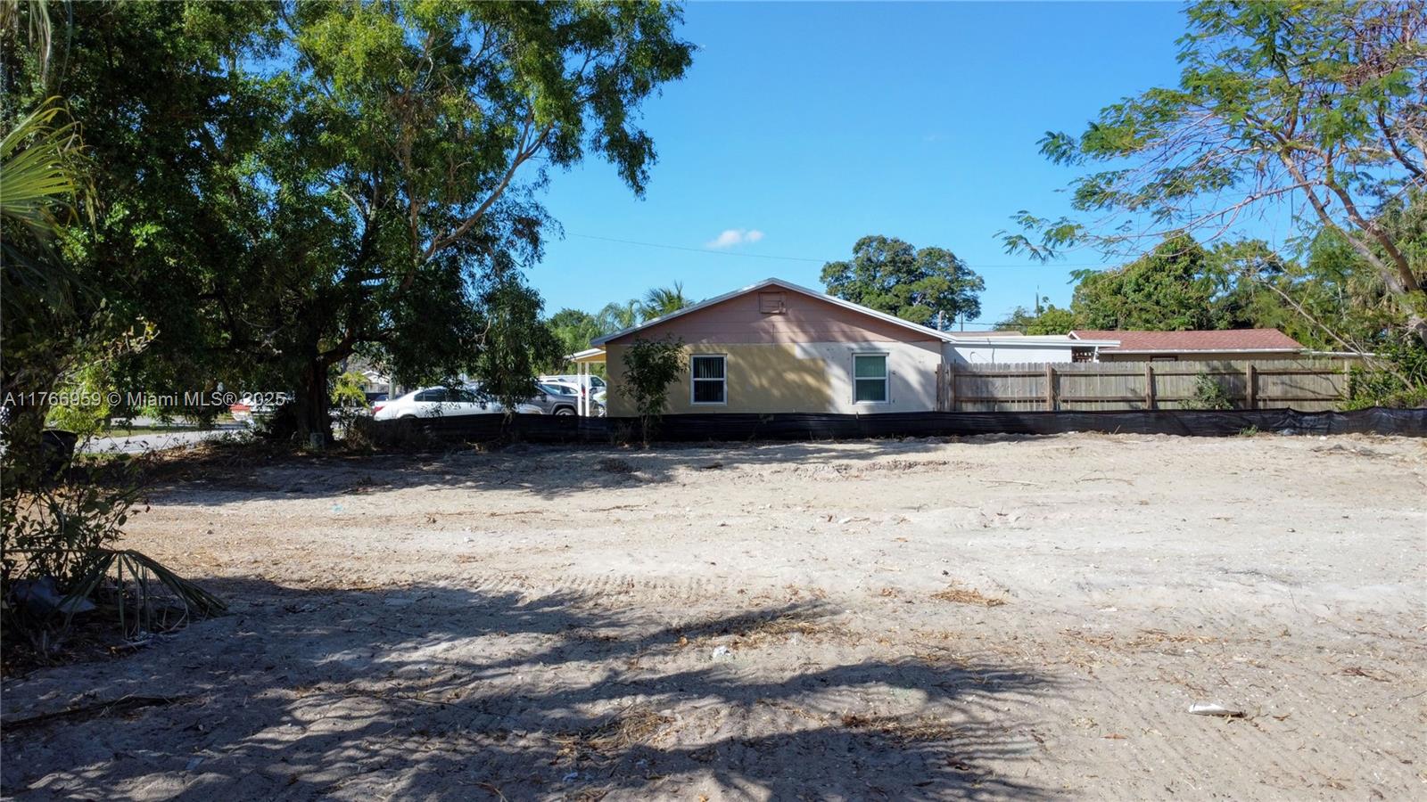 HI-PINE HOMESITES - Land