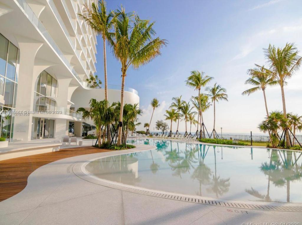 JADE SIGNATURE CONDO - Residential