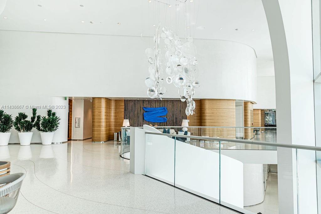 JADE SIGNATURE CONDO - Residential