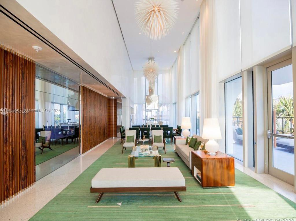 JADE SIGNATURE CONDO - Residential