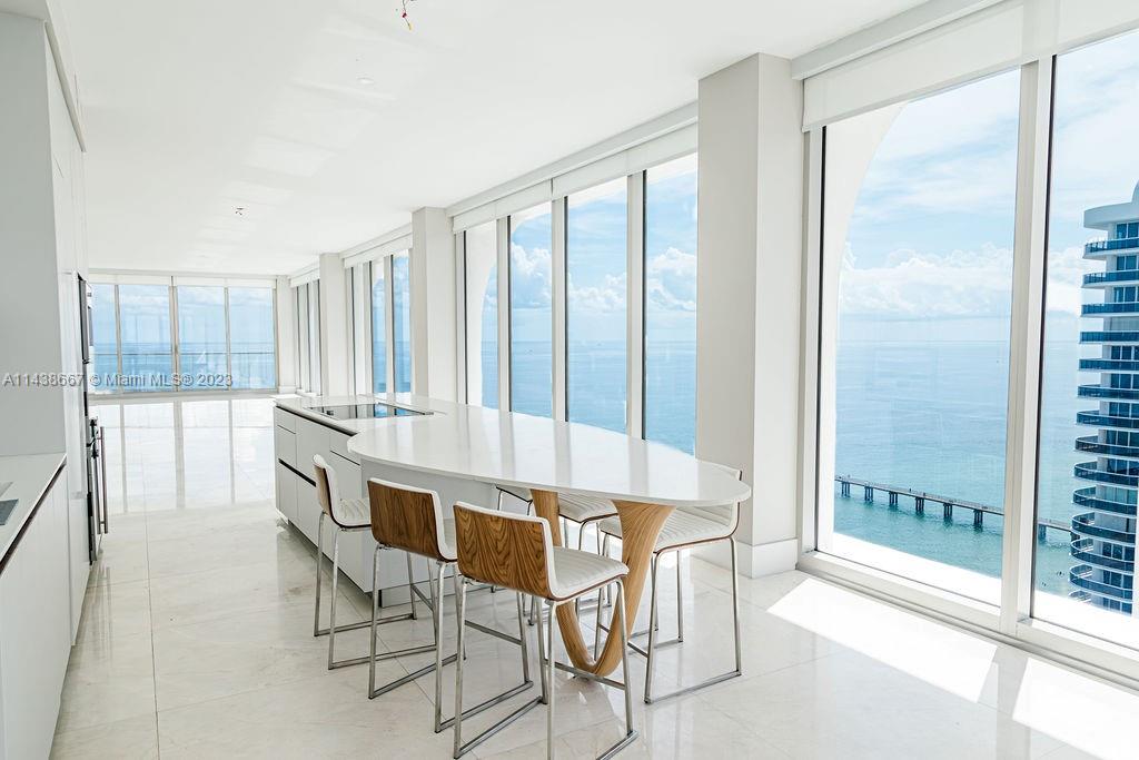 JADE SIGNATURE CONDO - Residential