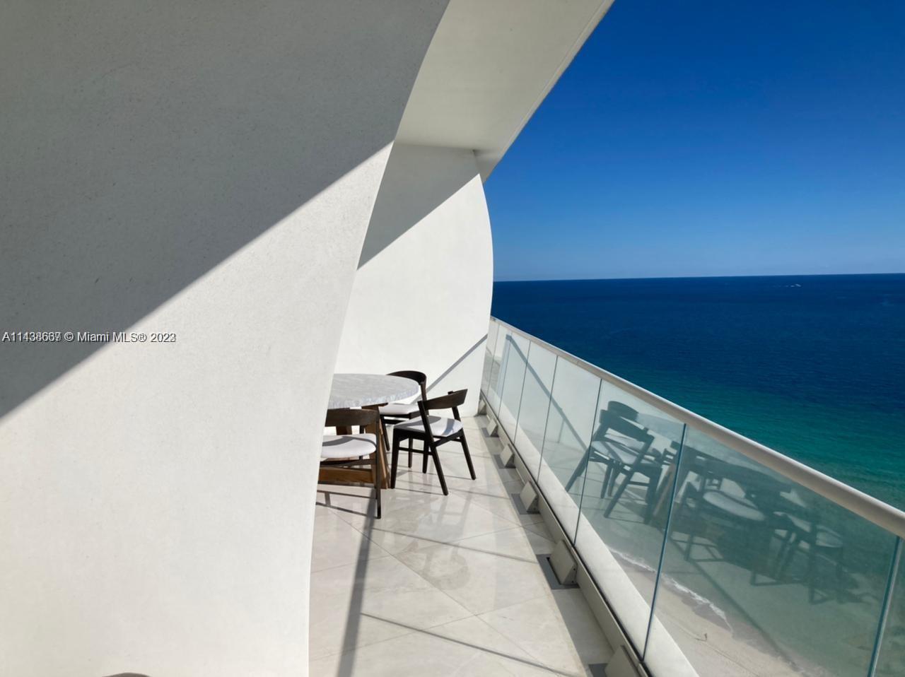 JADE SIGNATURE CONDO - Residential