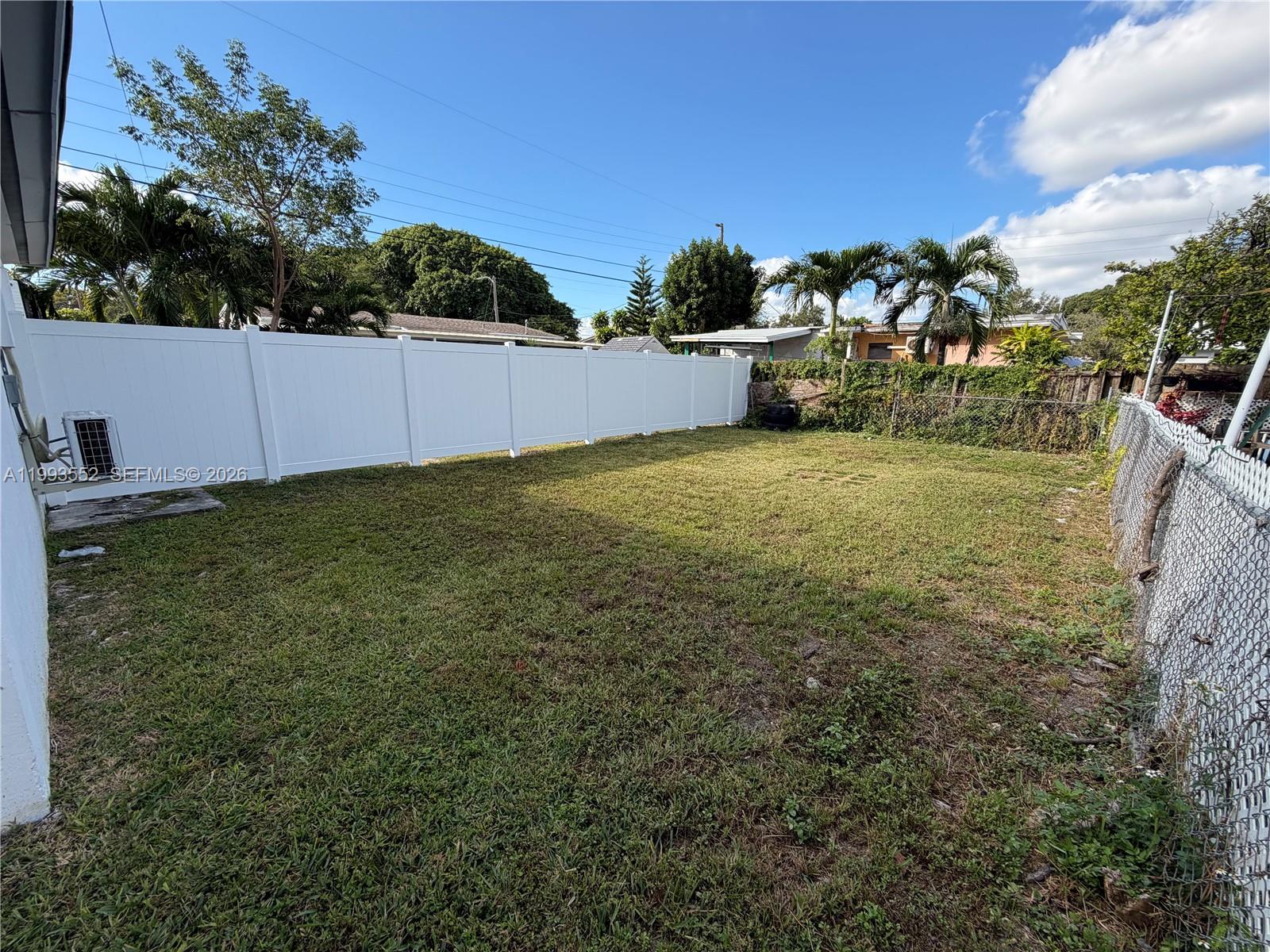 SOUTH BAY ESTATES - Residential Income