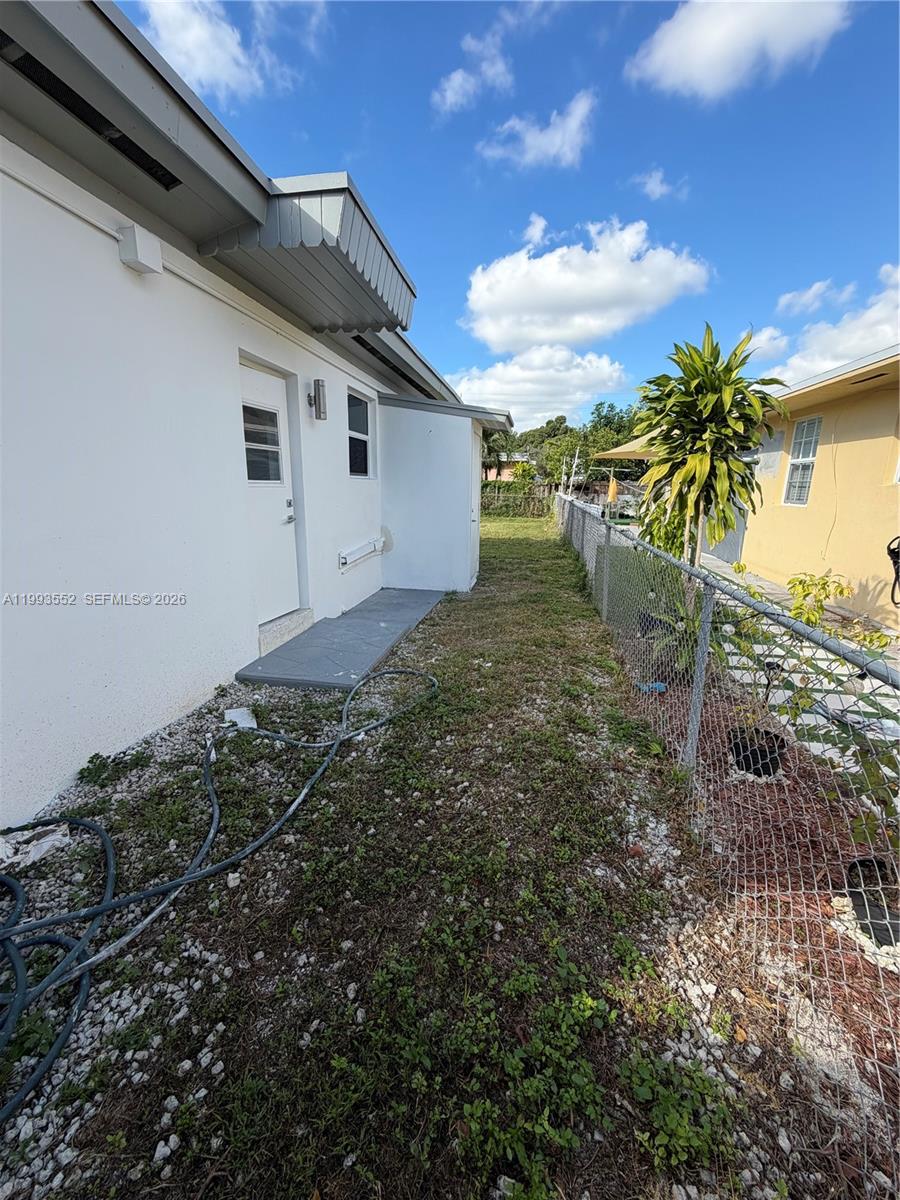 SOUTH BAY ESTATES - Residential Income