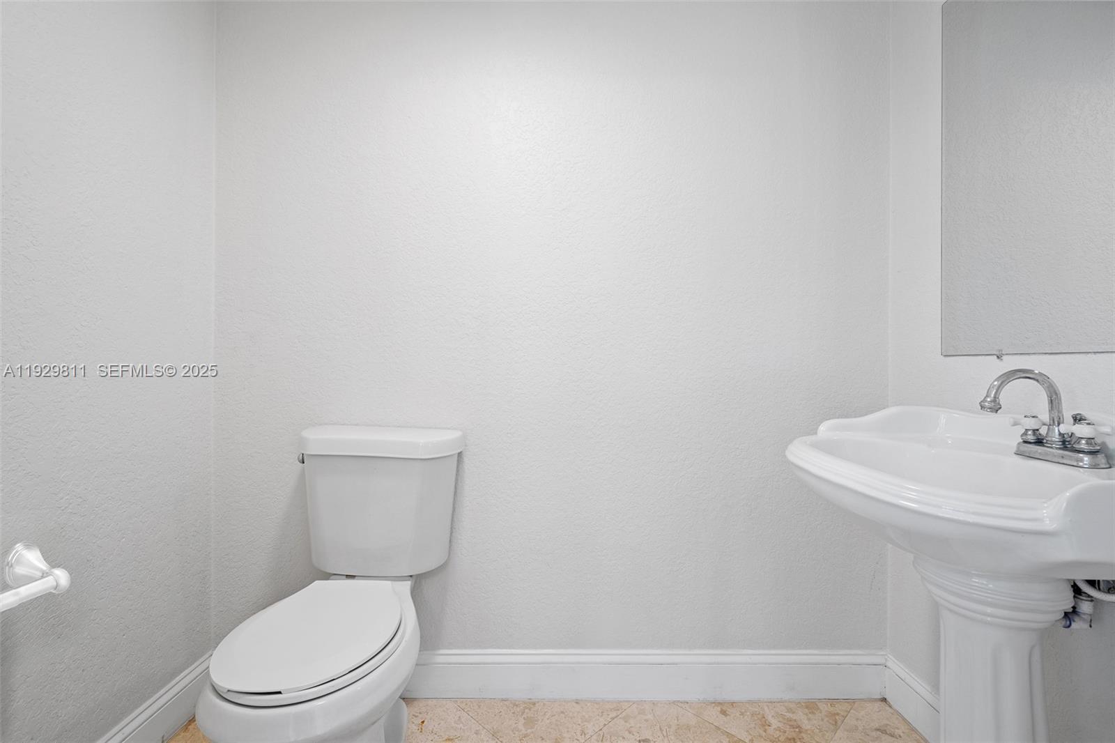 HOLLYWOOD - Residential