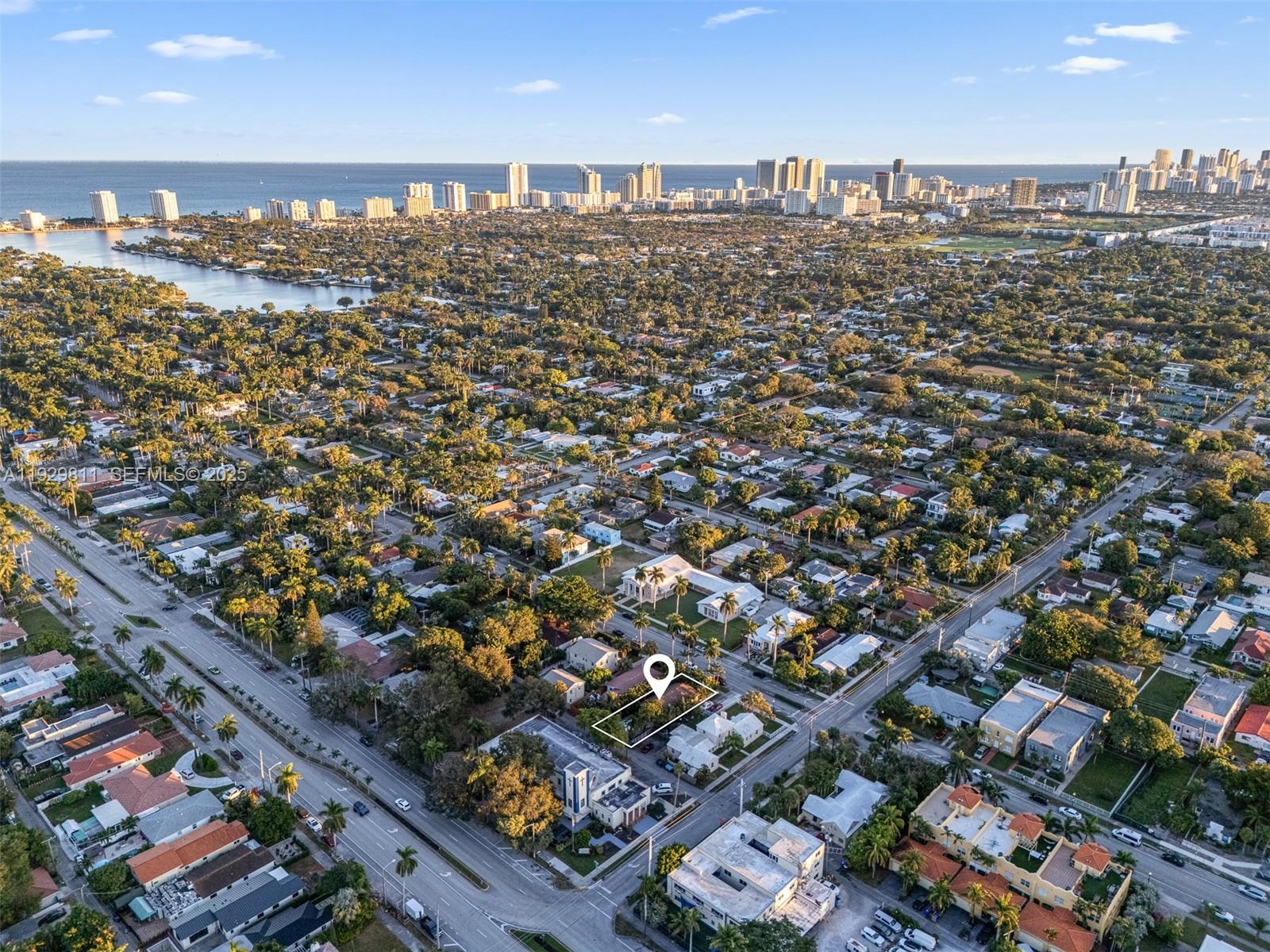 HOLLYWOOD - Residential