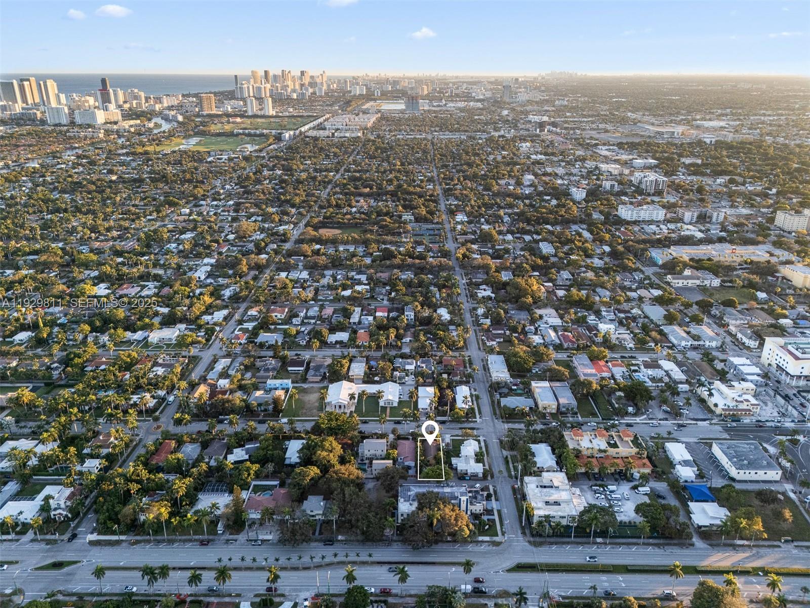 HOLLYWOOD - Residential